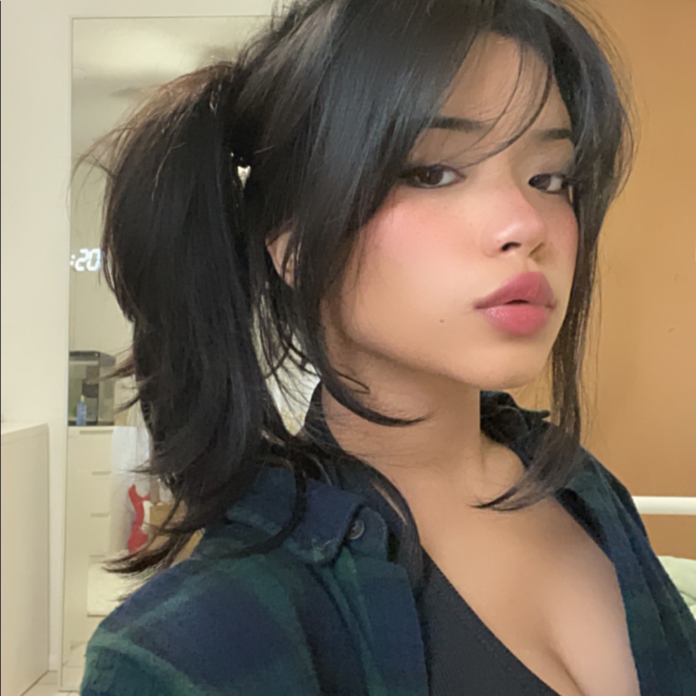 Meet your Posher, Cami